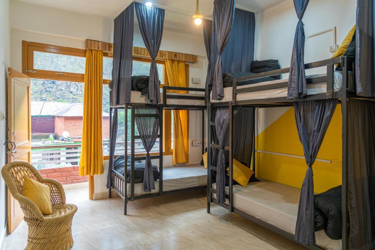 Whoopers Hostel Kasol Exterior foto